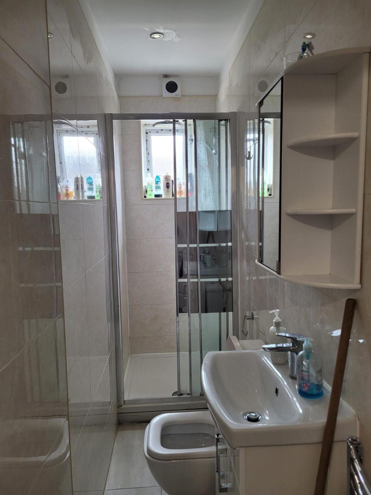 נוטינגהאם Nice Double Bedroom Near Qmc מראה חיצוני תמונה